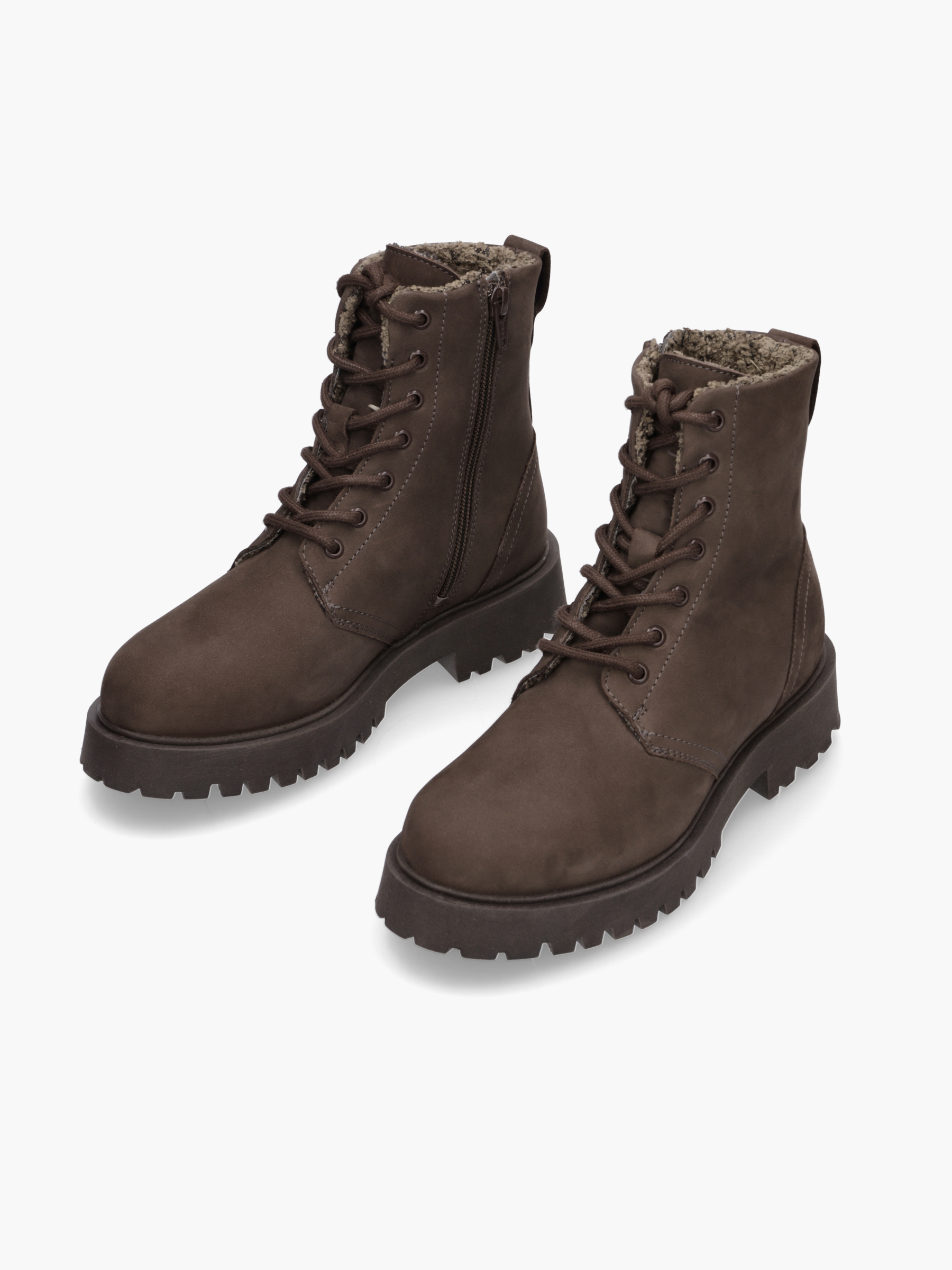 Bekleidung, Schuhwerk, Schuh